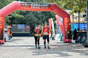 BIB: 
                            <button type="button" onclick="openModal(25182336)" class="btn btn-primary btn-sm float-right btn-popup" data-toggle="modal" data-target=".modal-high-quality">
                        <i class="fas fa-shopping-cart"></i> Add to Cart
                    </button>
                                            <button type="button" onclick="isThisMe(25182336, true)" class="btn btn-success btn-sm float-right btn-popup btn-isme hidden" data-toggle="tooltip" data-placement="bottom" title="นี่คือรูปของคุณใช่ไหม คลิกที่นี่เพื่อเอาเข้าอัลบั้ม">
                        <i class="fas fa-plus"></i> Add to album
                    </button>
                    <button type="button" onclick="isThisMe(25182336, false)" class="btn btn-warning btn-sm float-right btn-popup btn-isnotme hidden">
                        <i class="fas fa-ban"></i> Remove from album
                    </button>